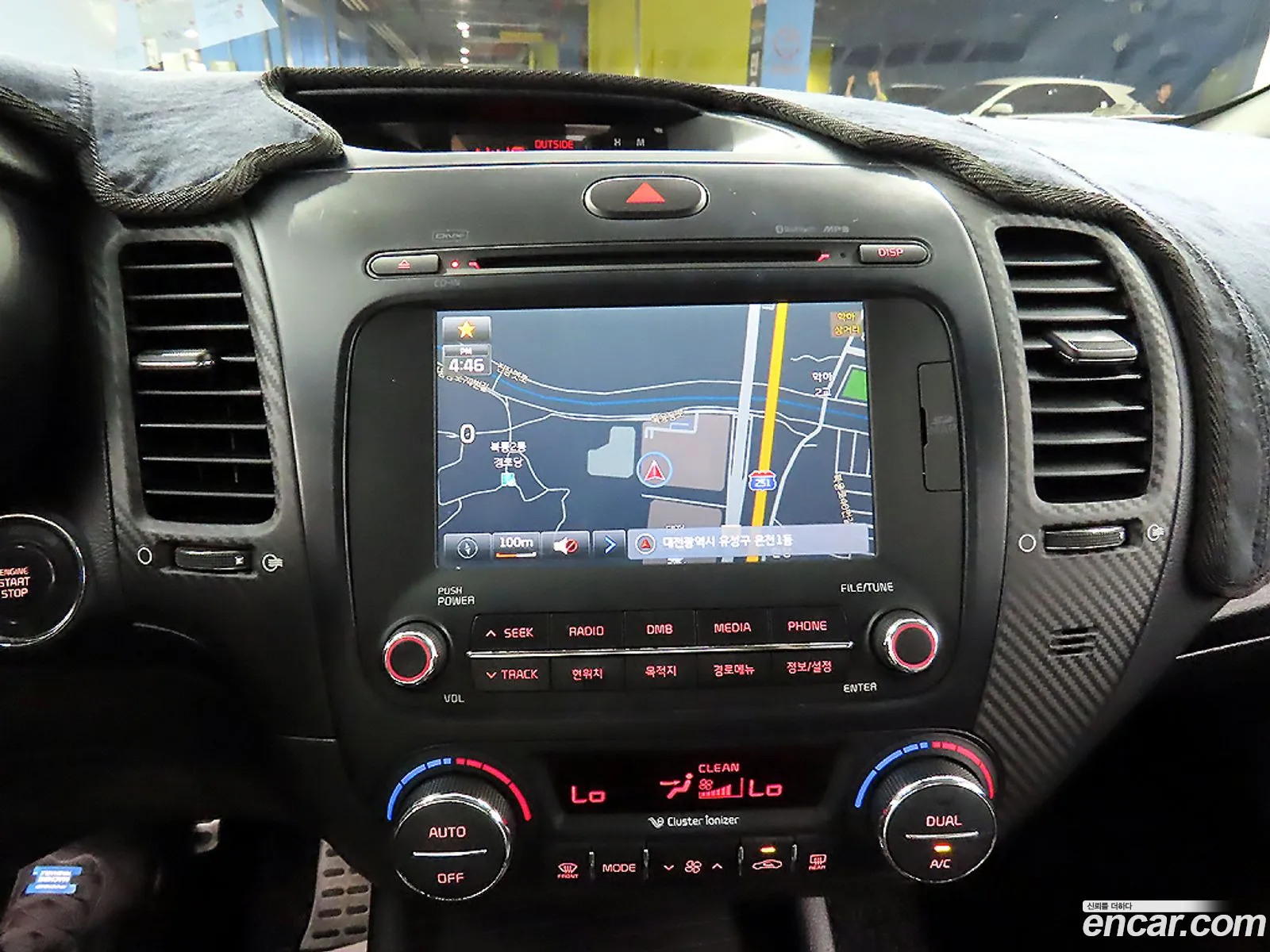 Kia K3 2013 — 2