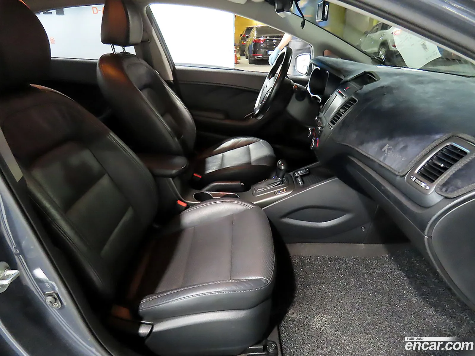 Kia K3 2013 — 15