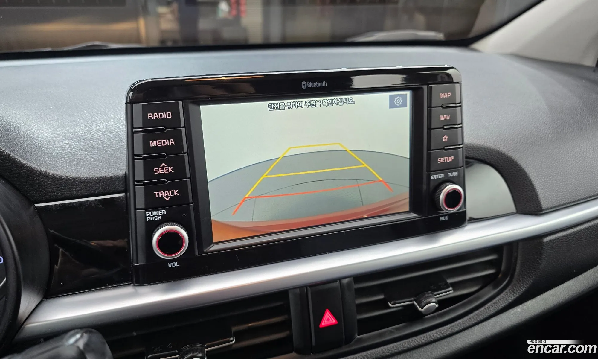 Kia Morning 2019 KNAB5516BKT497384 — 18