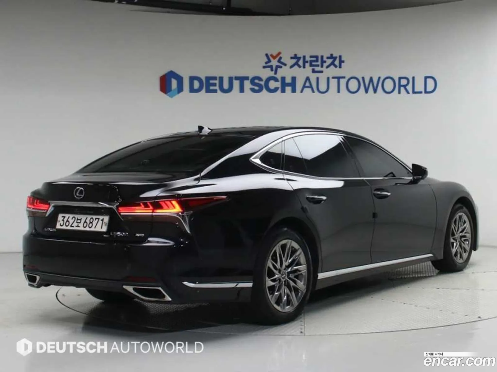 Lexus LS500 2018 — 20