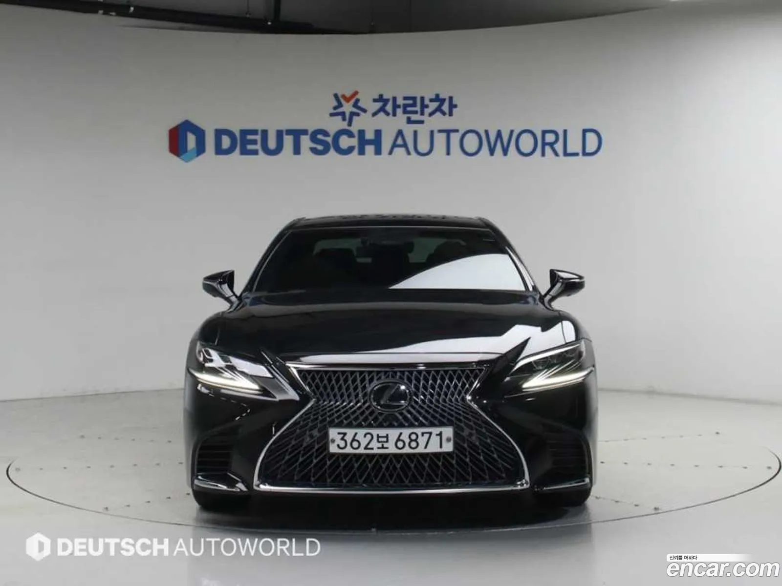 Lexus LS500 2018 — 10