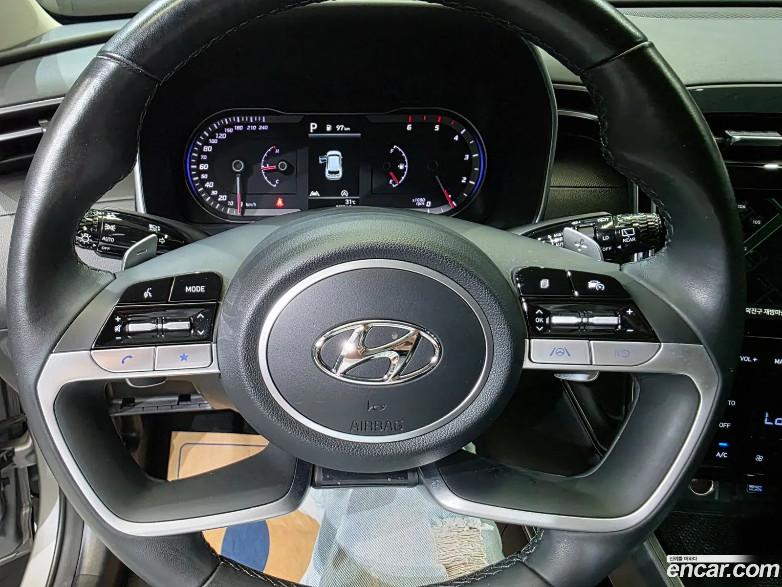 Hyundai Tucson 2023 — 17