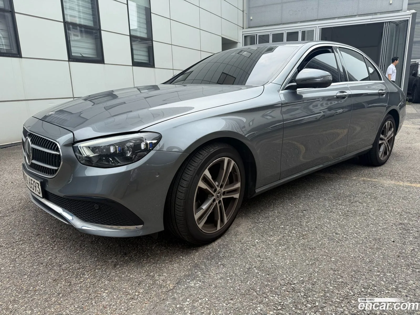 Mercedes-Benz E-Class W213 2021 — 17