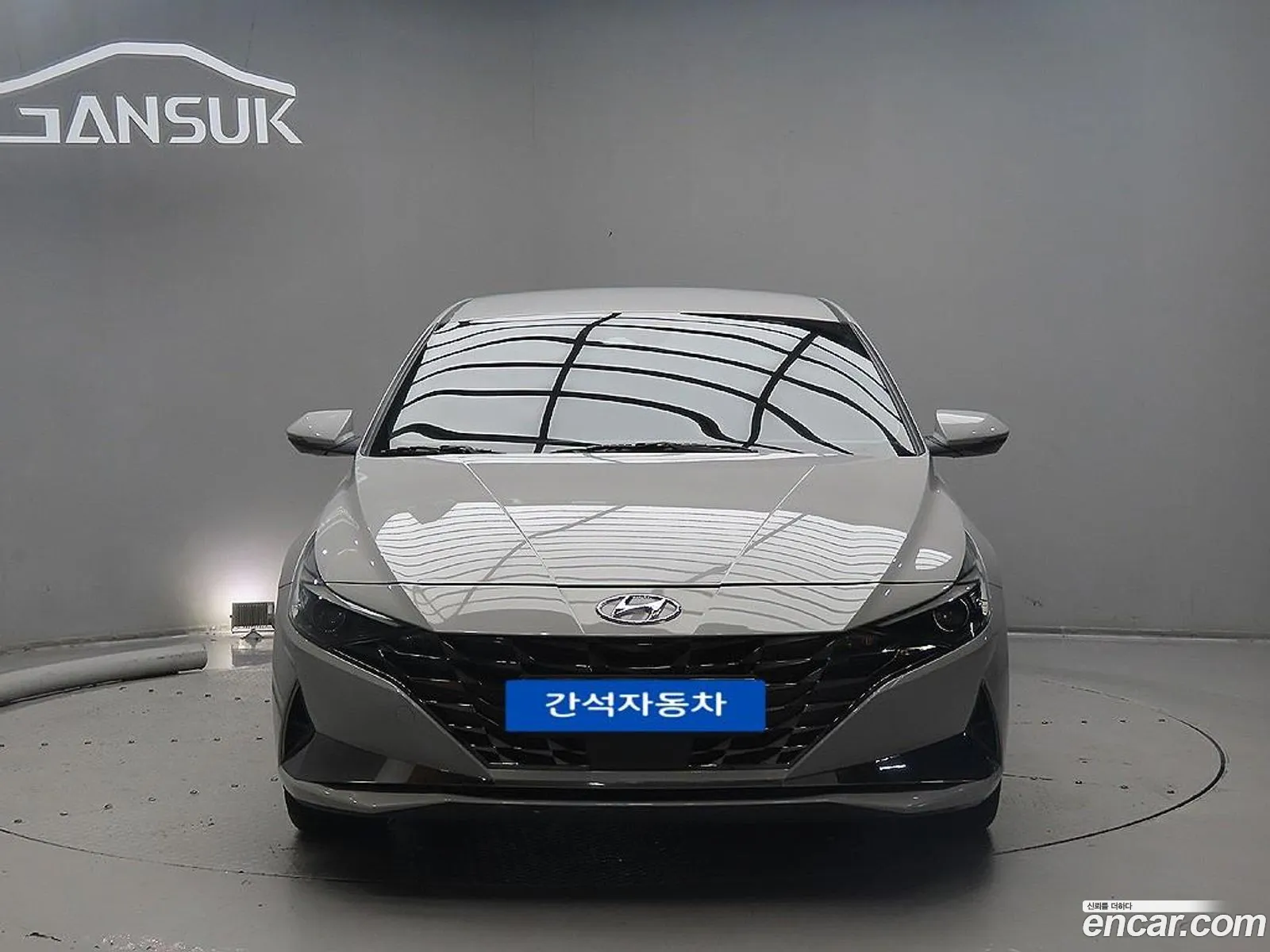 Hyundai Elantra 2020 — 14
