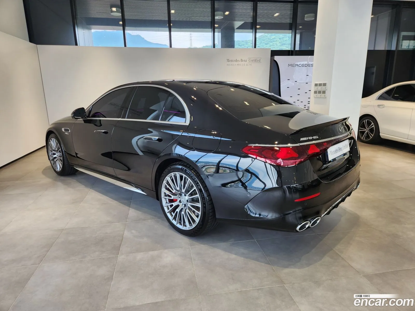 Mercedes-Benz E-Class W214 2025 — 6