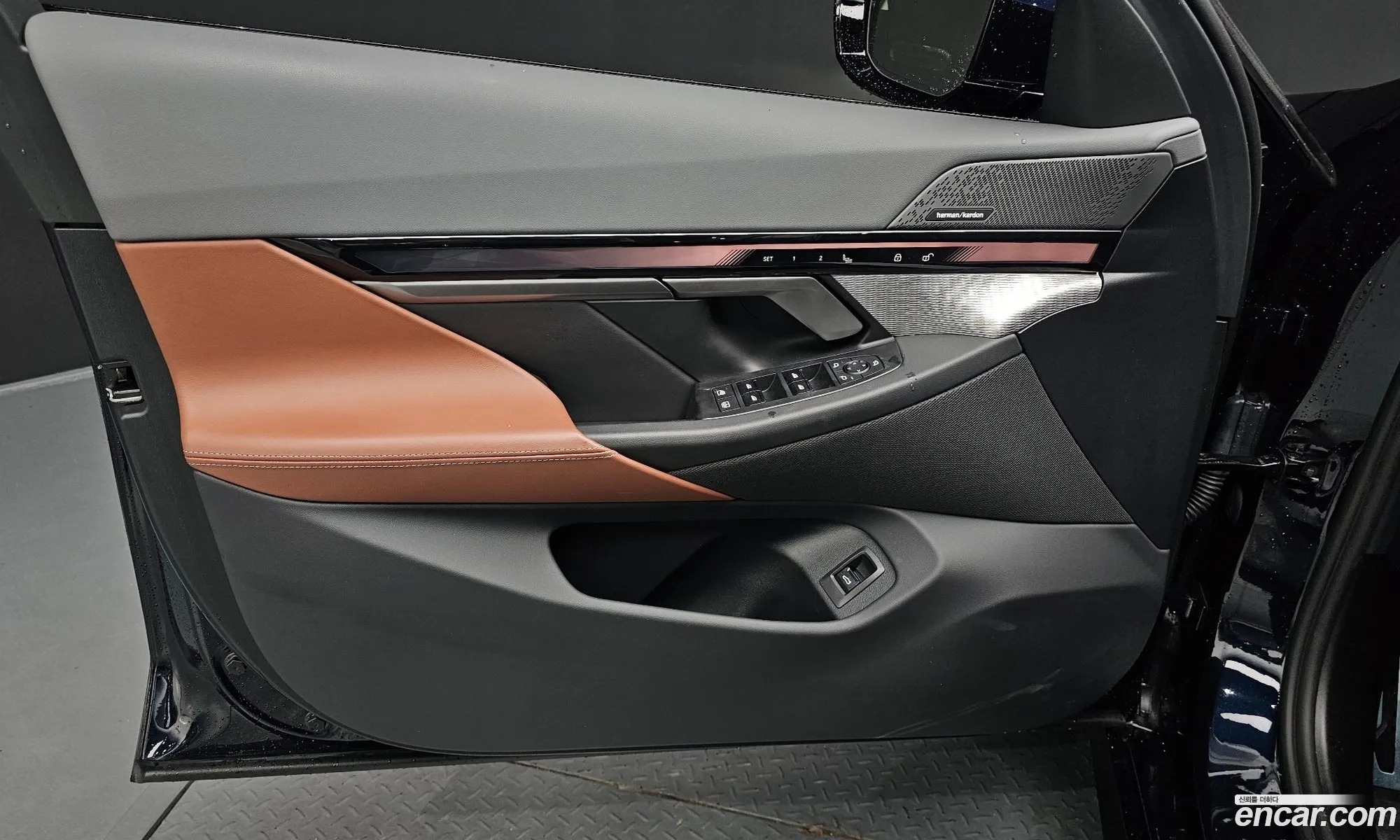 BMW 5 Series 2024 — 8