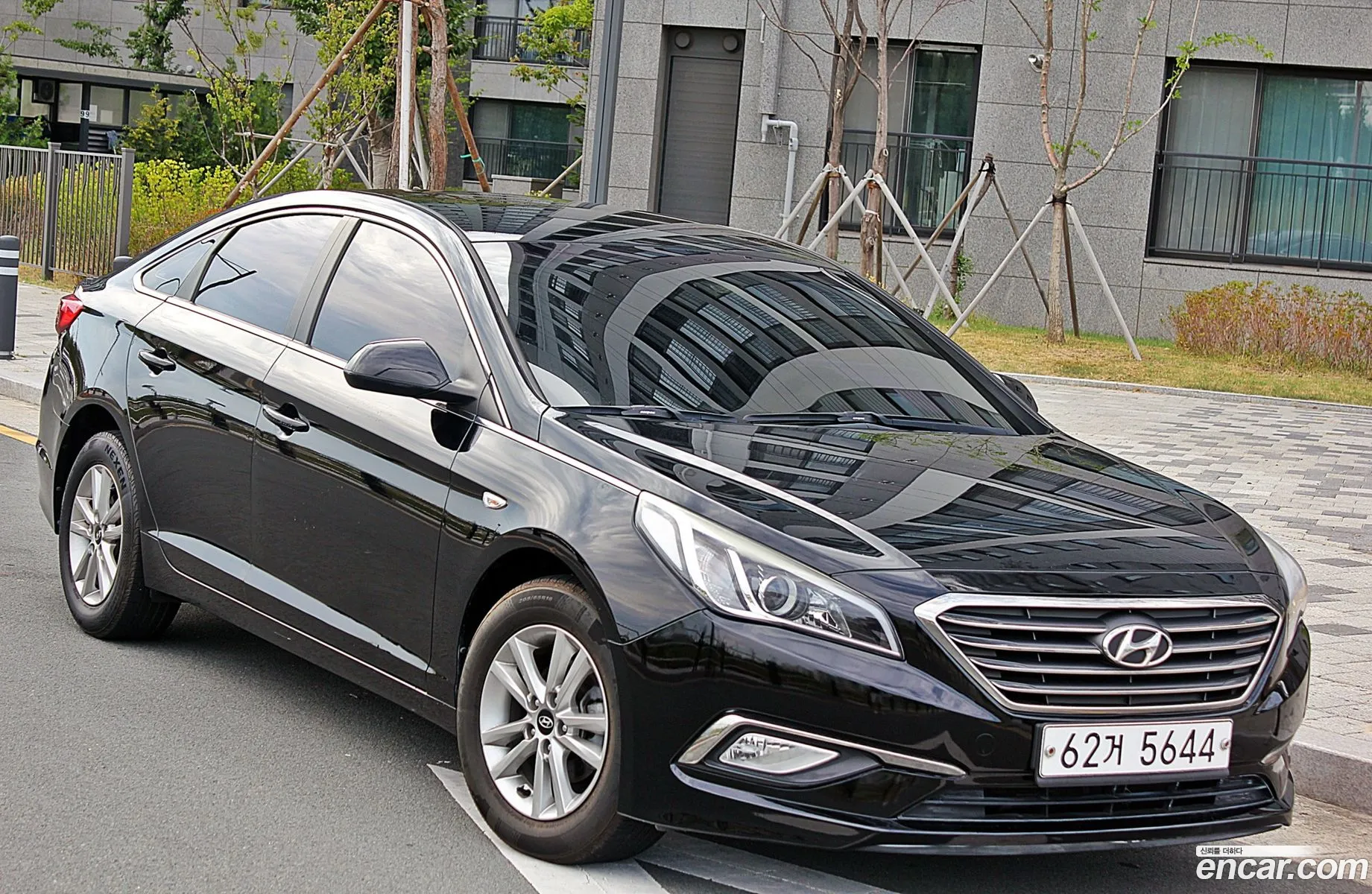 Hyundai LF Sonata 2014 — 9