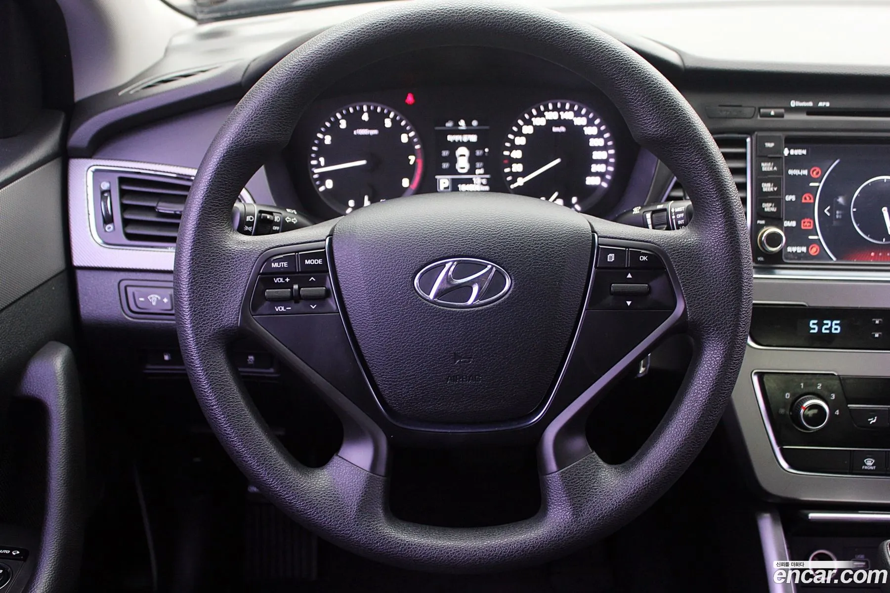 Hyundai LF Sonata 2014 — 5