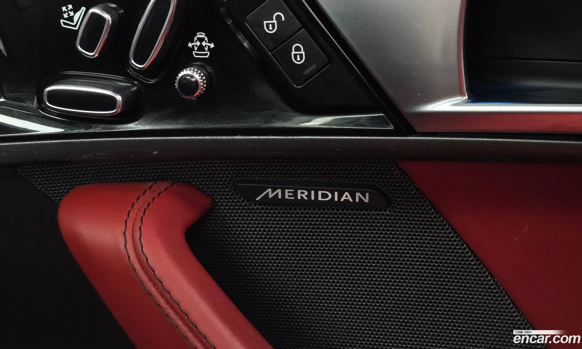 Jaguar F-Type 2015 SAJAA61U8F8K19550 — 12
