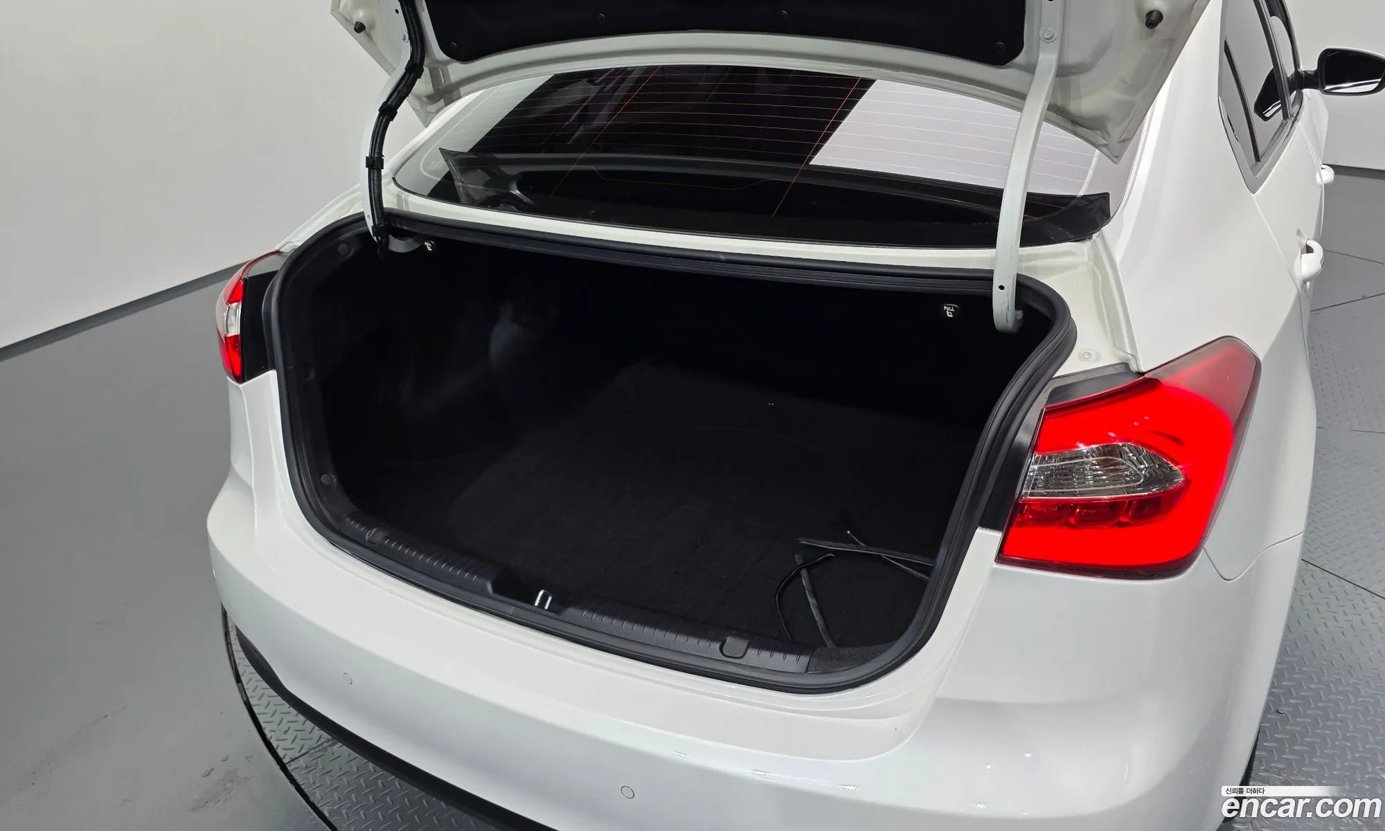 Kia K3 2014 KNAFZ412BFA345762 — 22