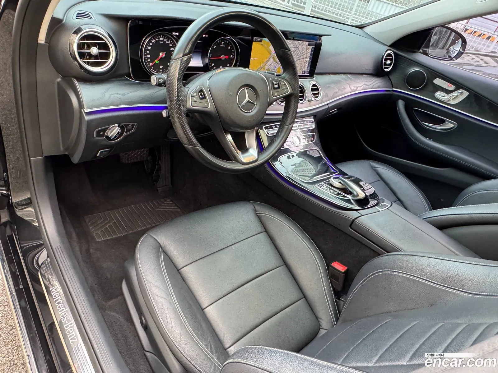 Mercedes-Benz E-Class W213 2016 — 2