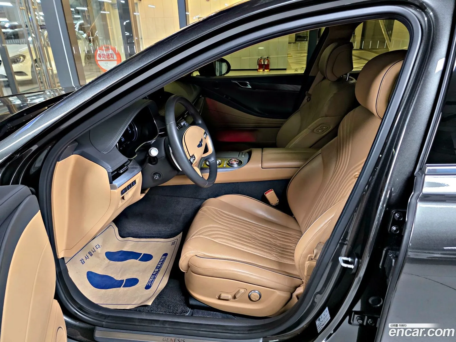 Genesis G80 2022 — 12