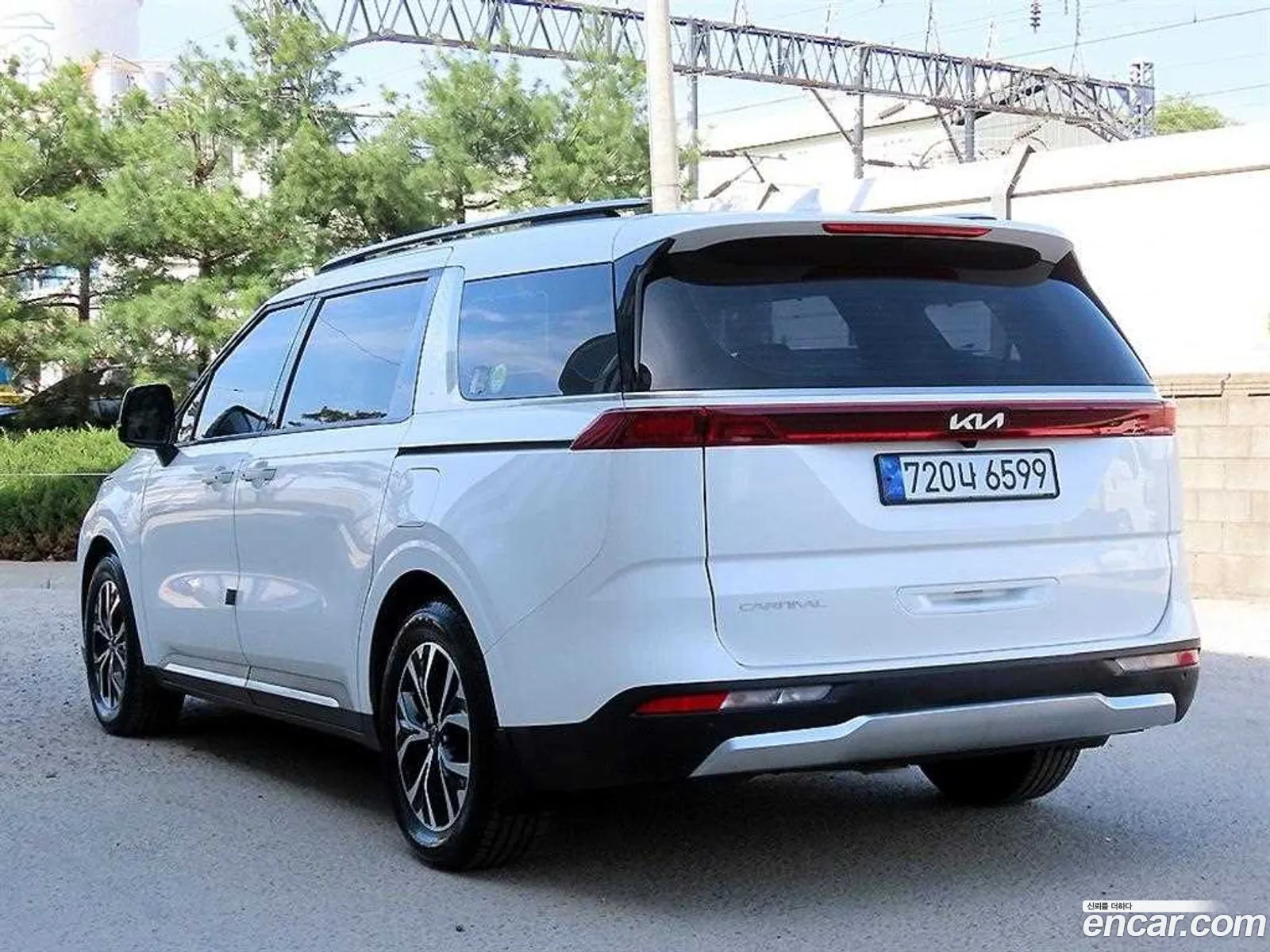 Kia Carnival 2022 — 14