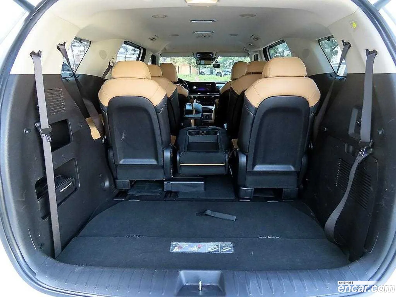 Kia Carnival 2022 — 3
