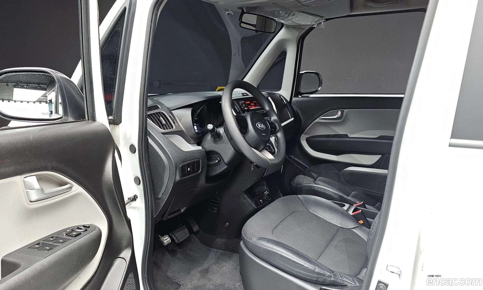 Kia Ray 2021 KNACF911BMT269920 — 30