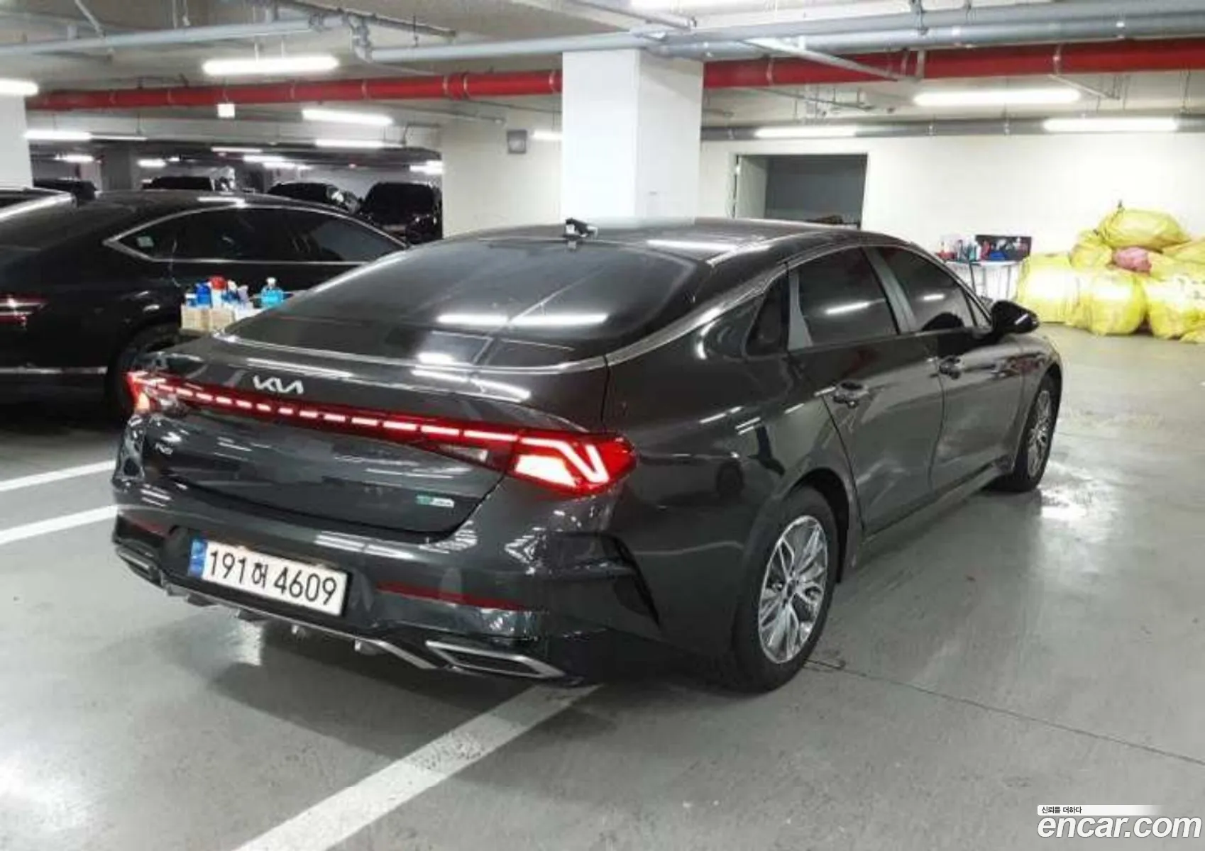 Kia K5 Hybrid 2022 — 11