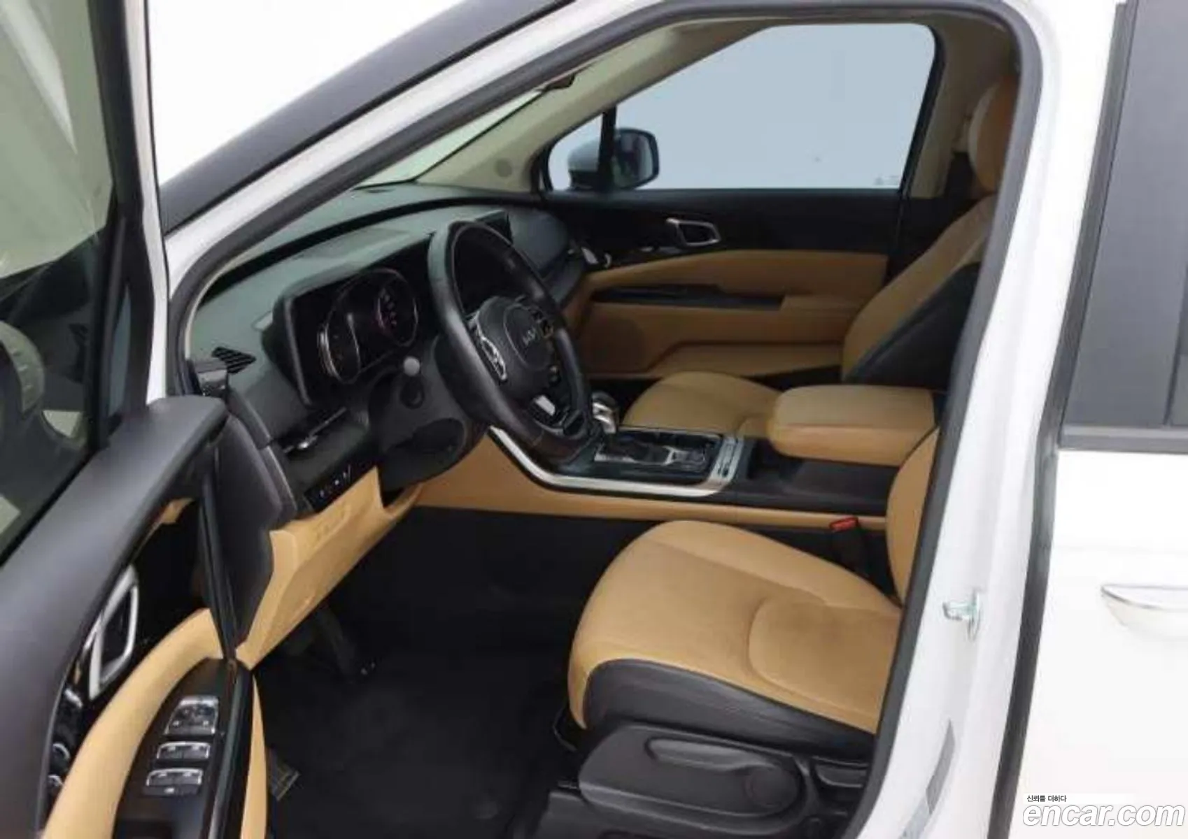 Kia Carnival 2022 — 3
