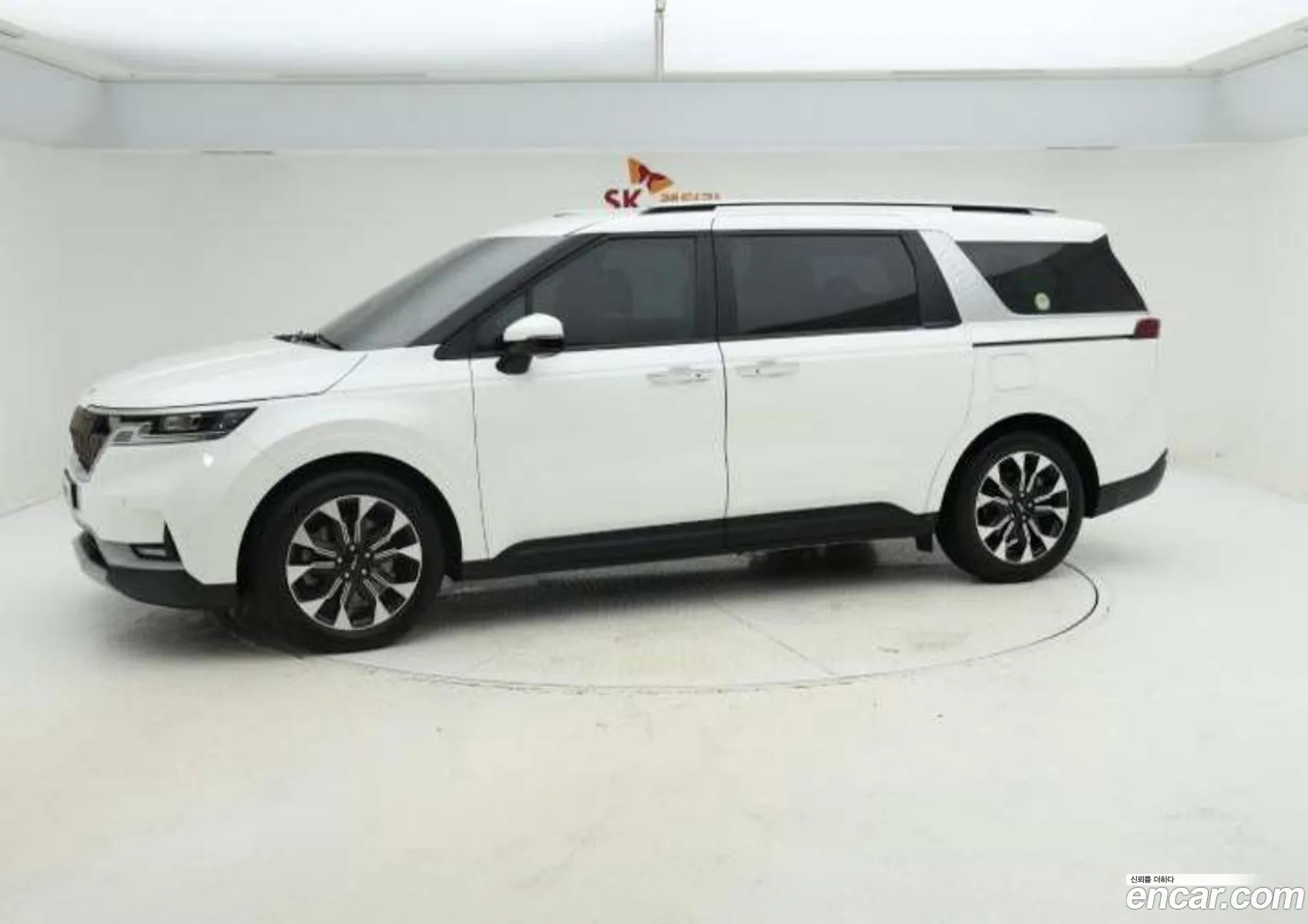 Kia Carnival 2022 — 4