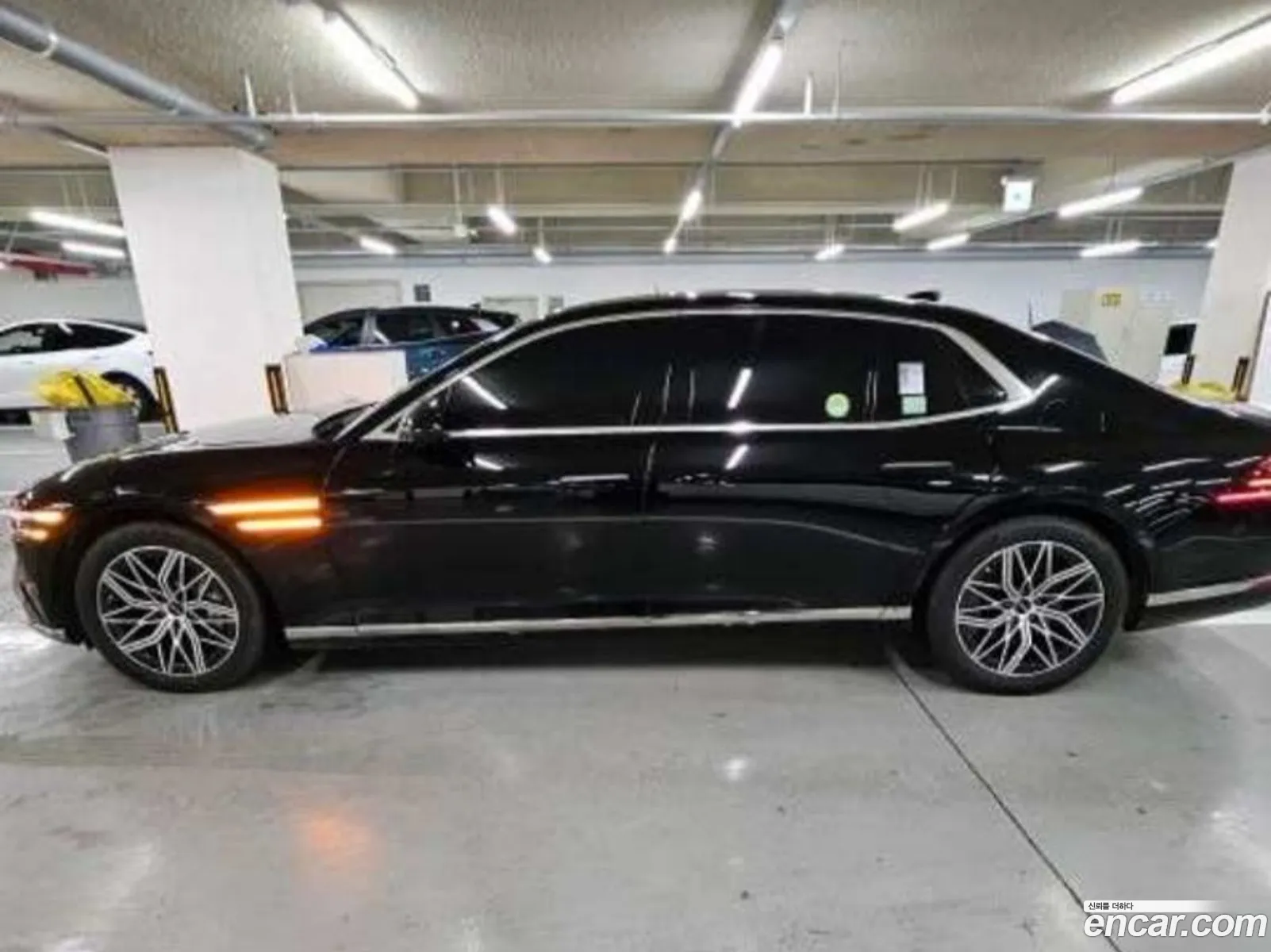 Genesis G90 2023 — 4