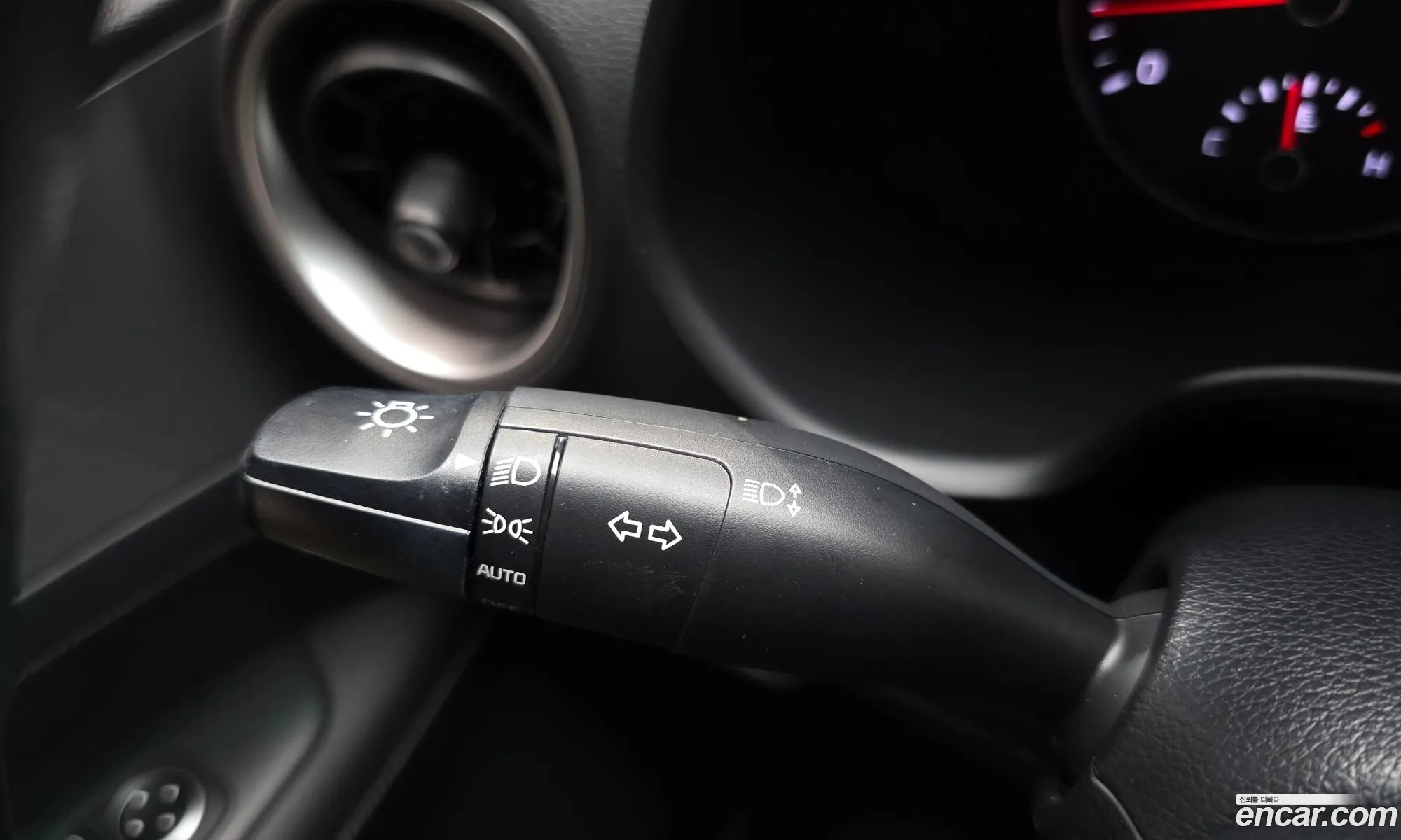Kia K3 2018 KNAF141BEKA807152 — 17