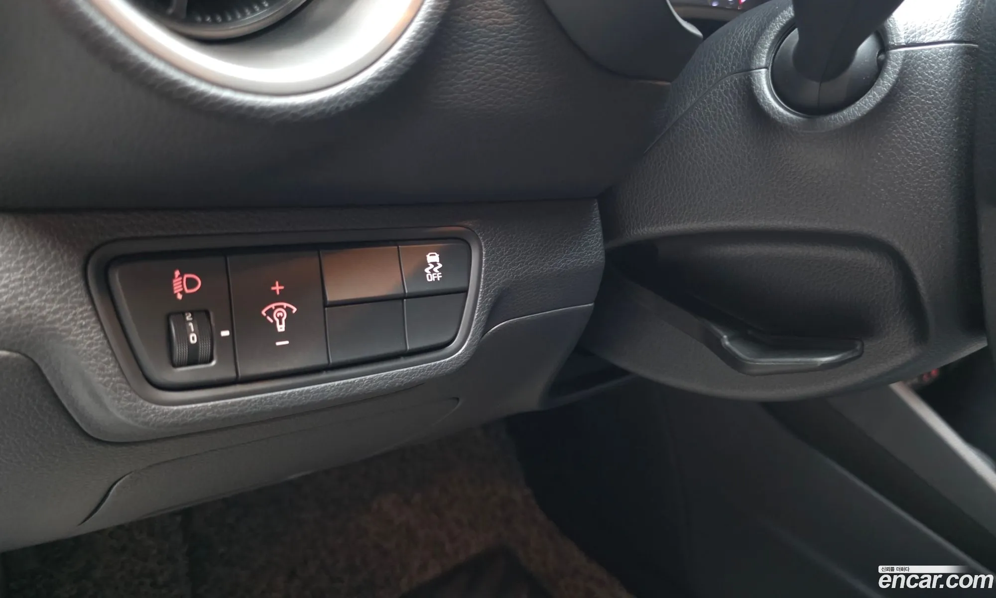 Kia K3 2018 KNAF141BEKA807152 — 3