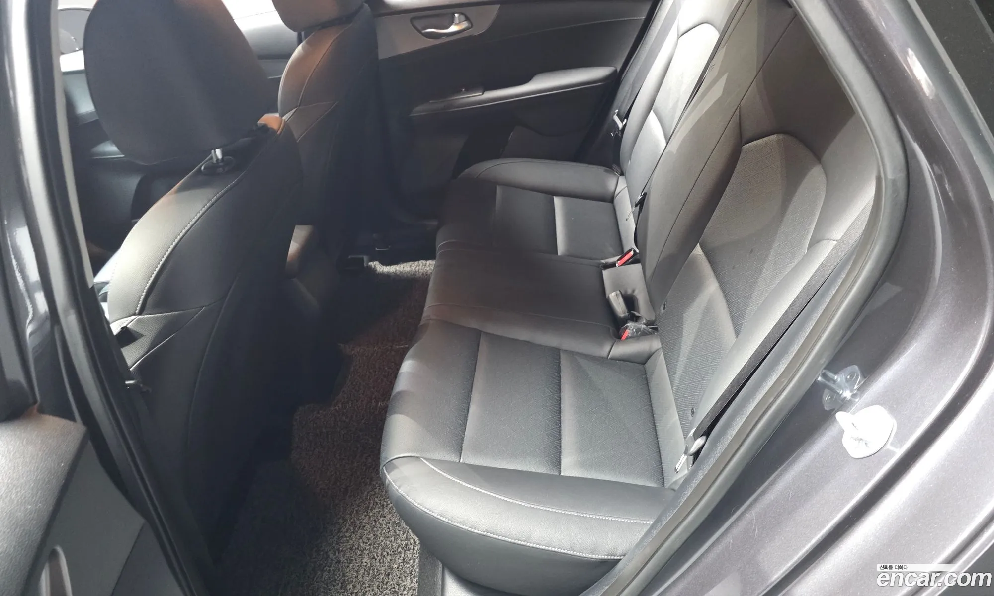 Kia K3 2018 KNAF141BEKA807152 — 13