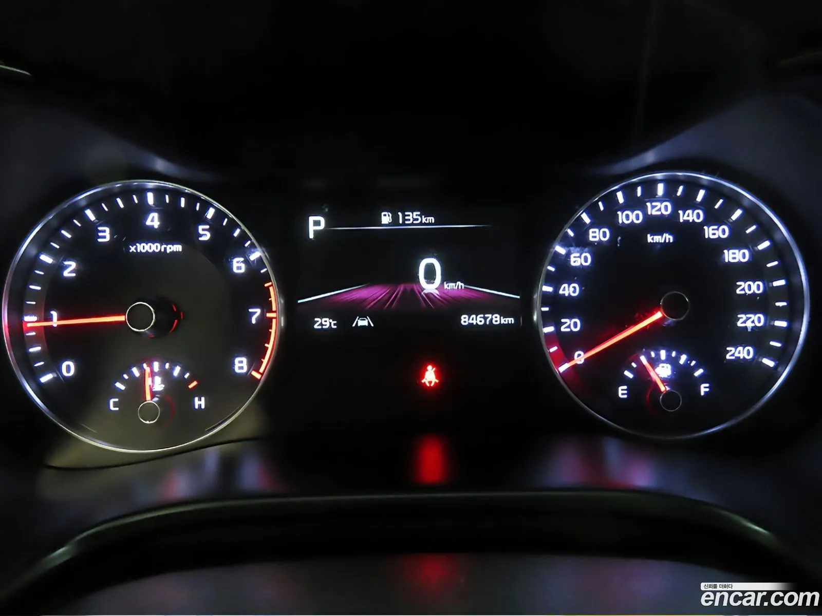 Kia K3 2022 — 16