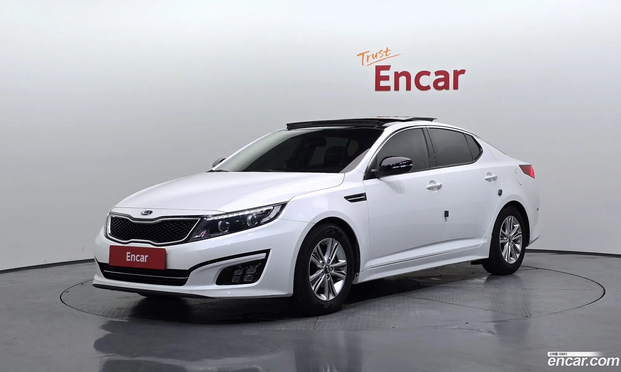 Kia K5 2015 KNAGN419BFA623666 — 17