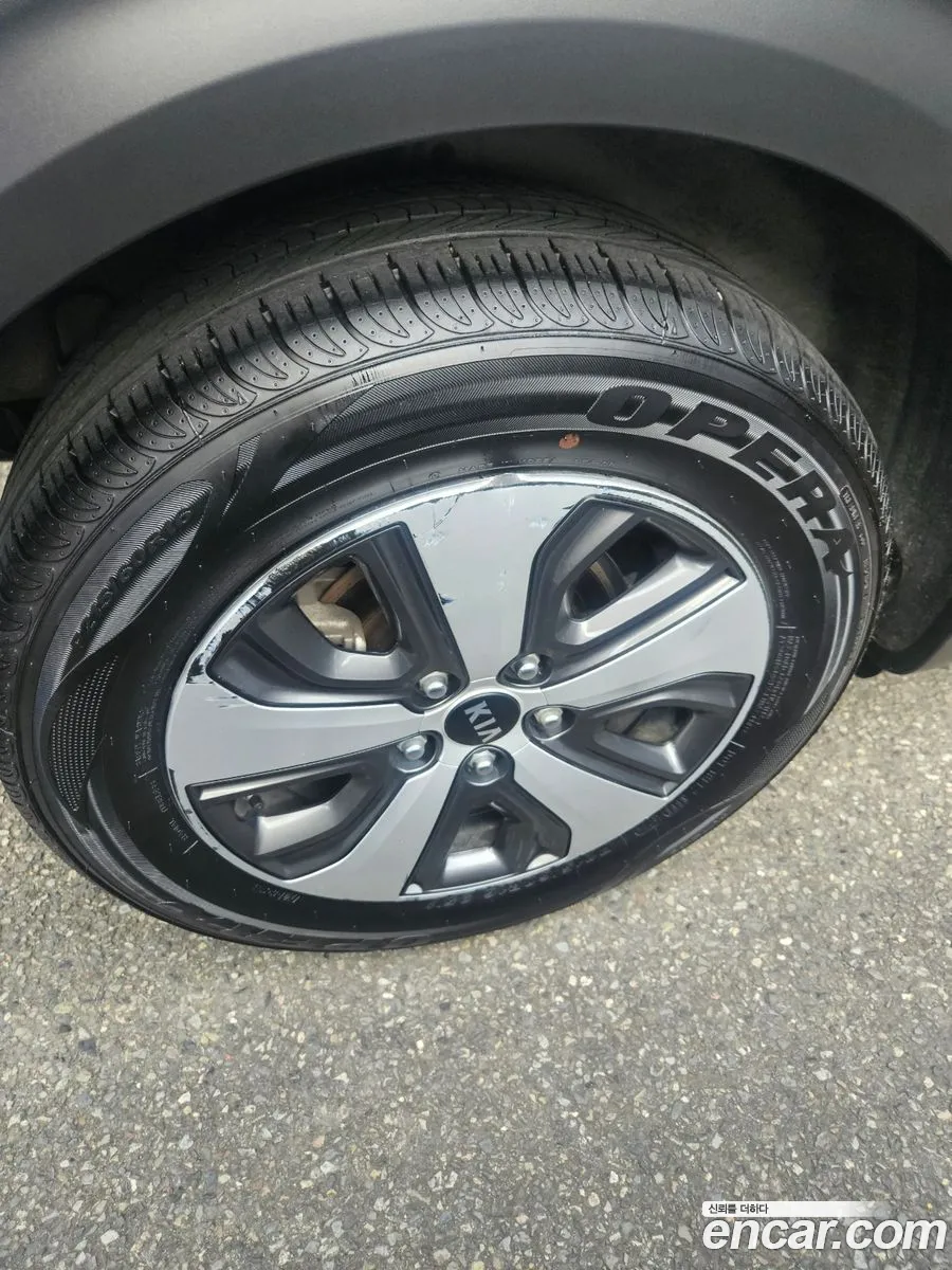 Kia Niro 2017 — 4