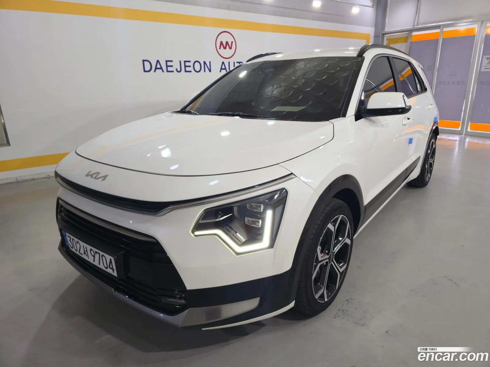 Kia Niro 2023 — 17