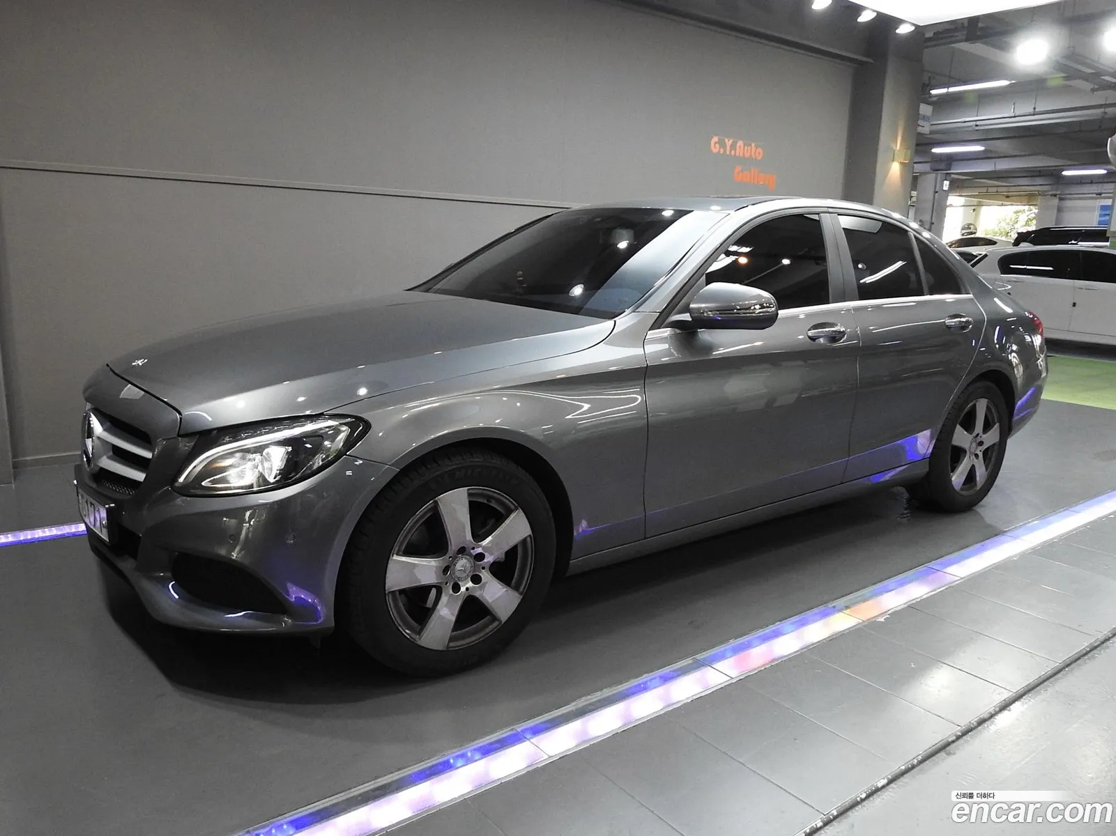 Mercedes-Benz C-Class W205 2016 — 15