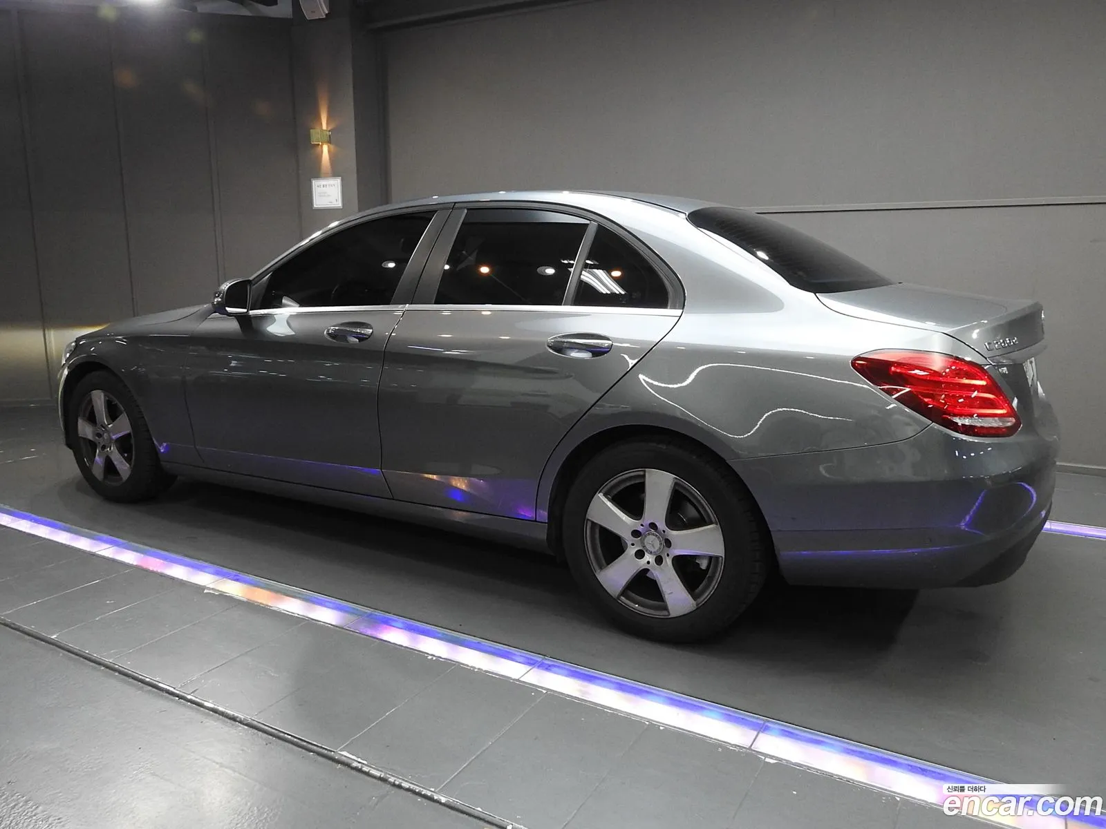 Mercedes-Benz C-Class W205 2016 — 20
