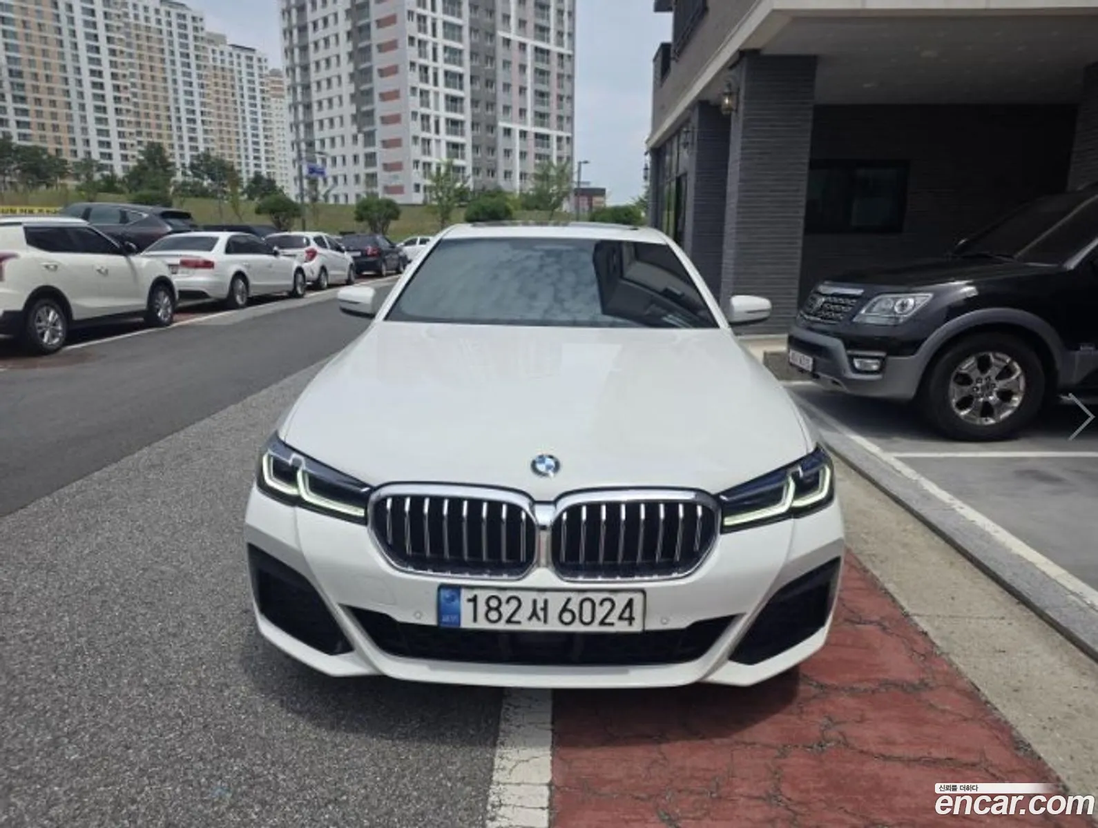 BMW 5 Series 2022 — 10
