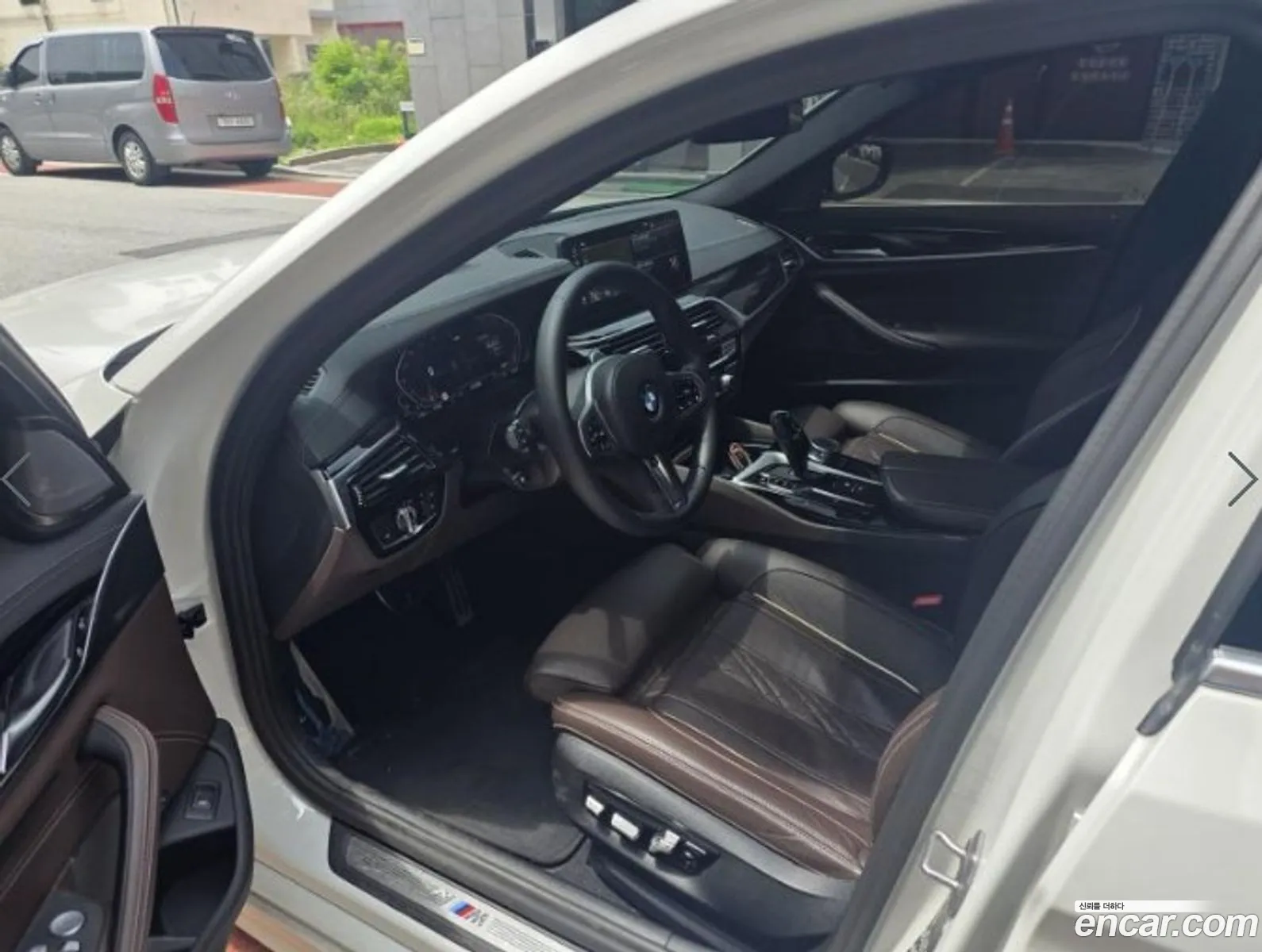 BMW 5 Series 2022 — 3