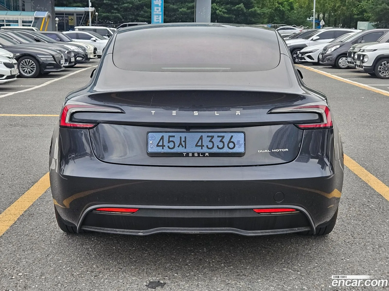 Tesla Model 3 2024 — 6