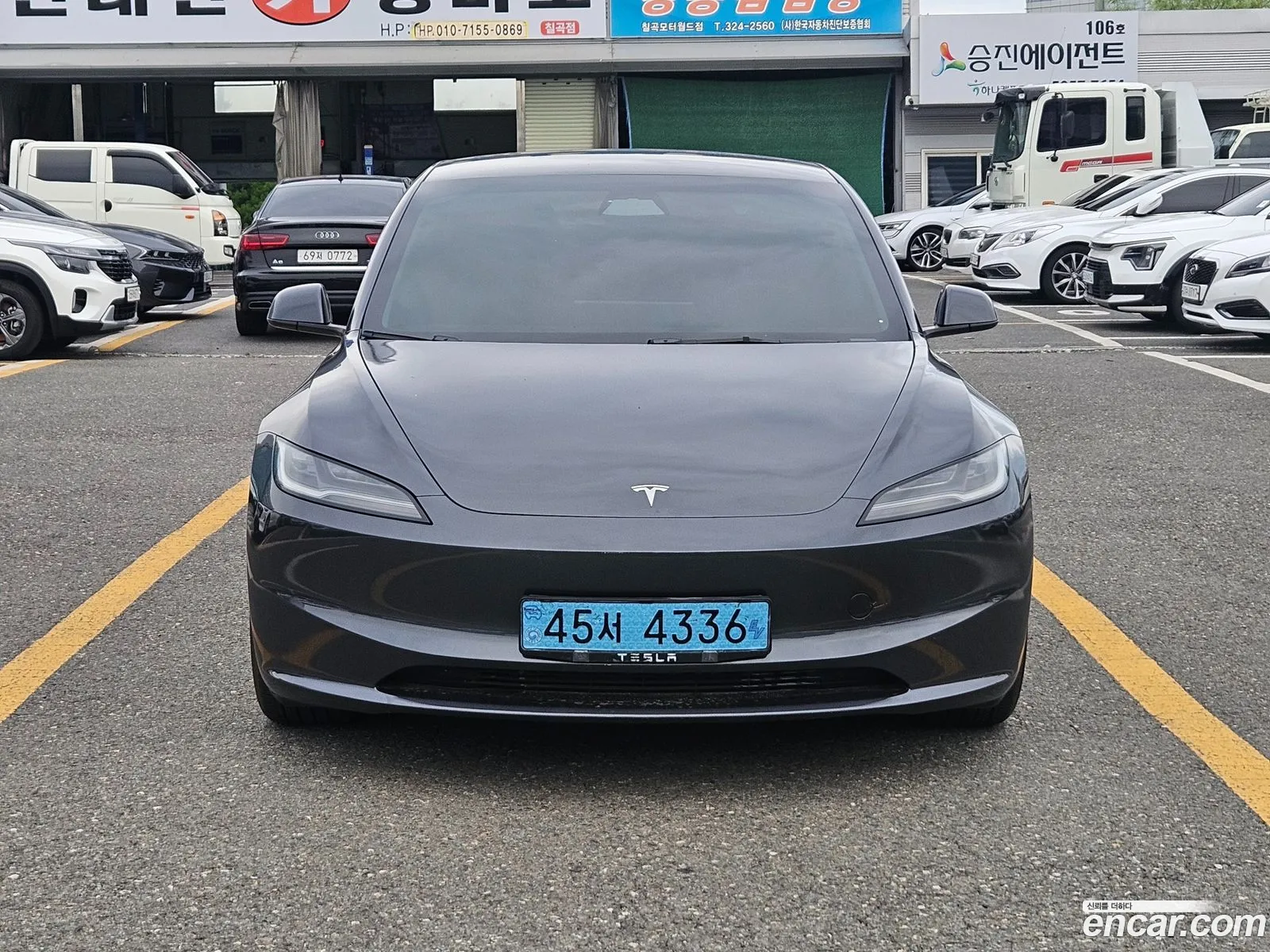 Tesla Model 3 2024 — 19