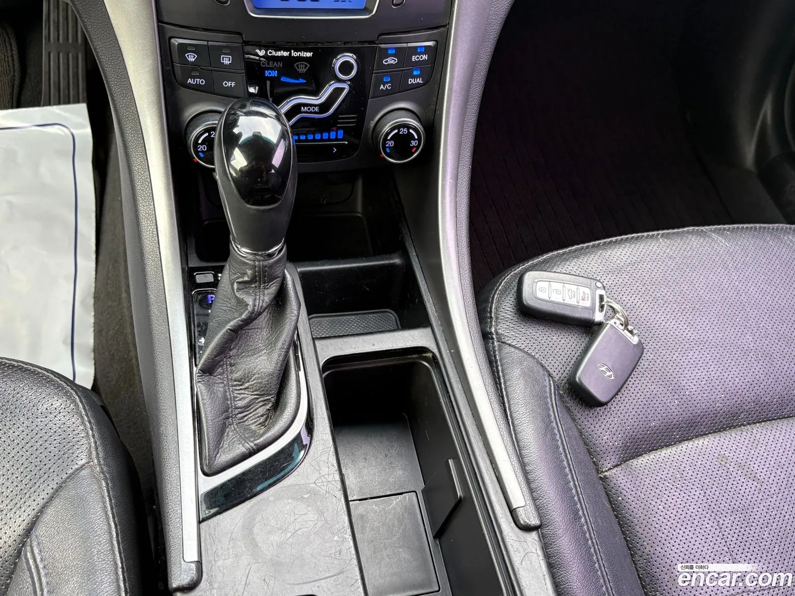 Hyundai Sonata Hybrid 2012 — 11