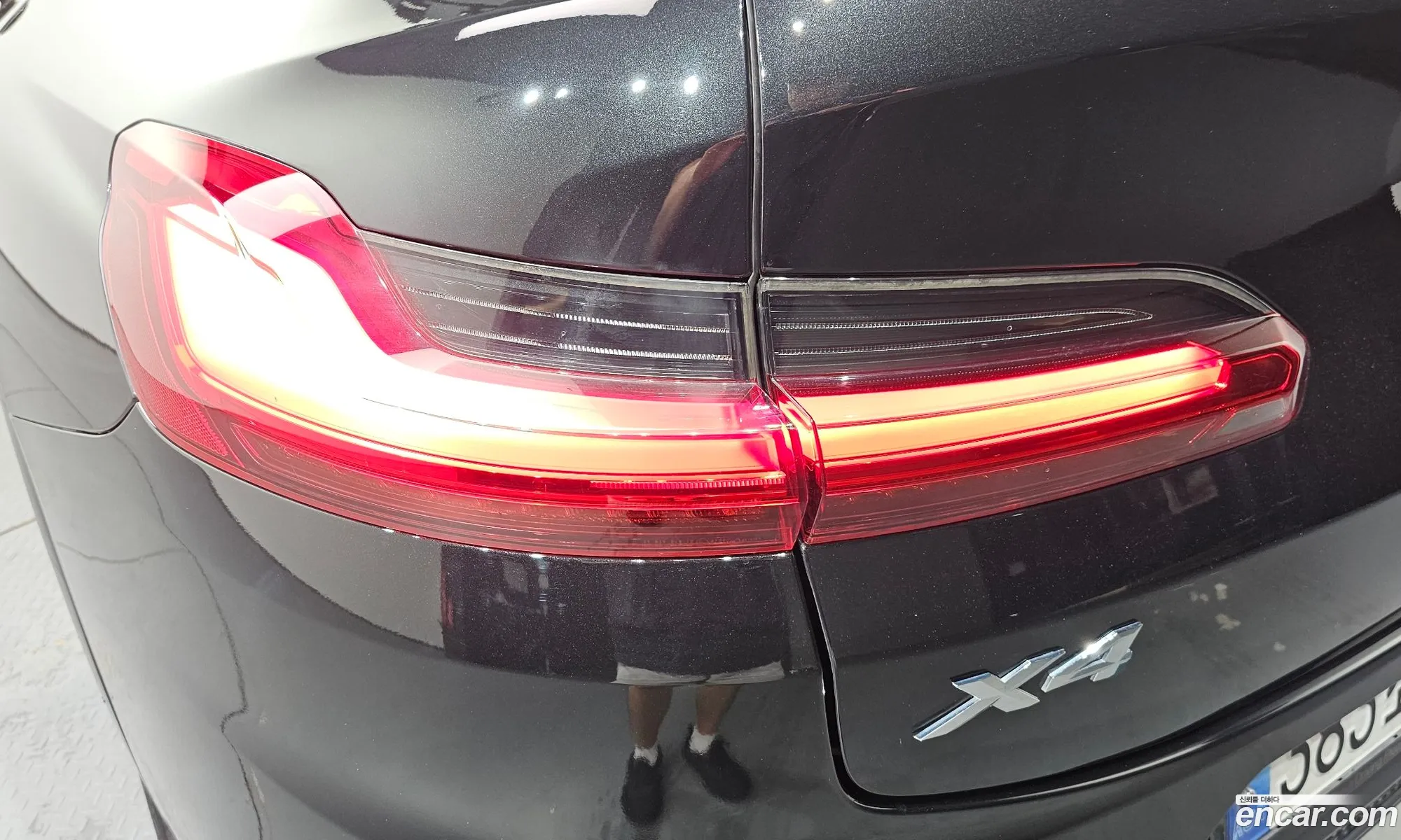 BMW X4 2021 WBAVJ9100M9G76813 — 4