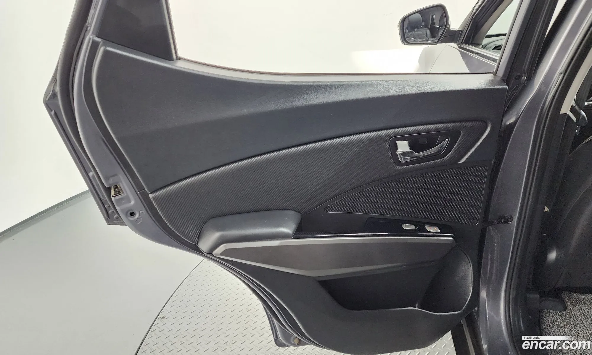 KG Mobility (SsangYong) Tivoli Air 2019 — 15