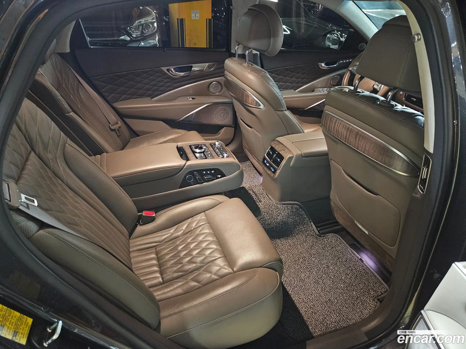Kia K9 2022 — 5