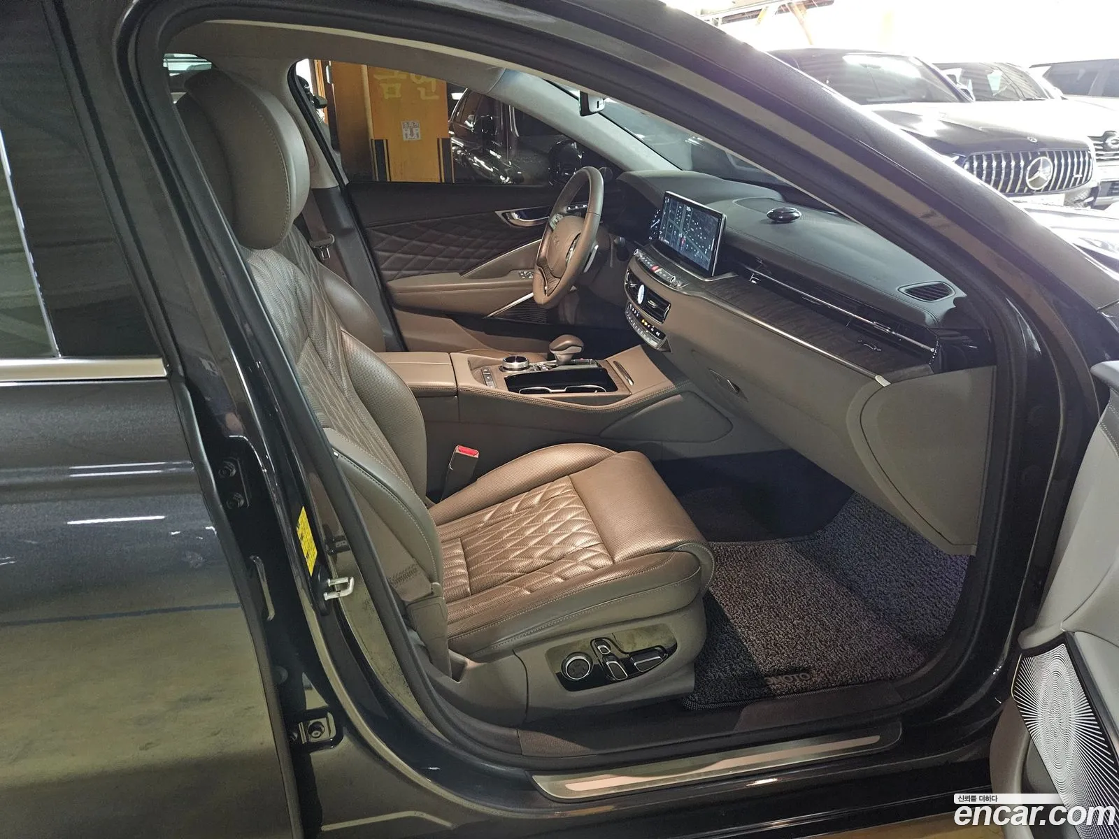 Kia K9 2022 — 14