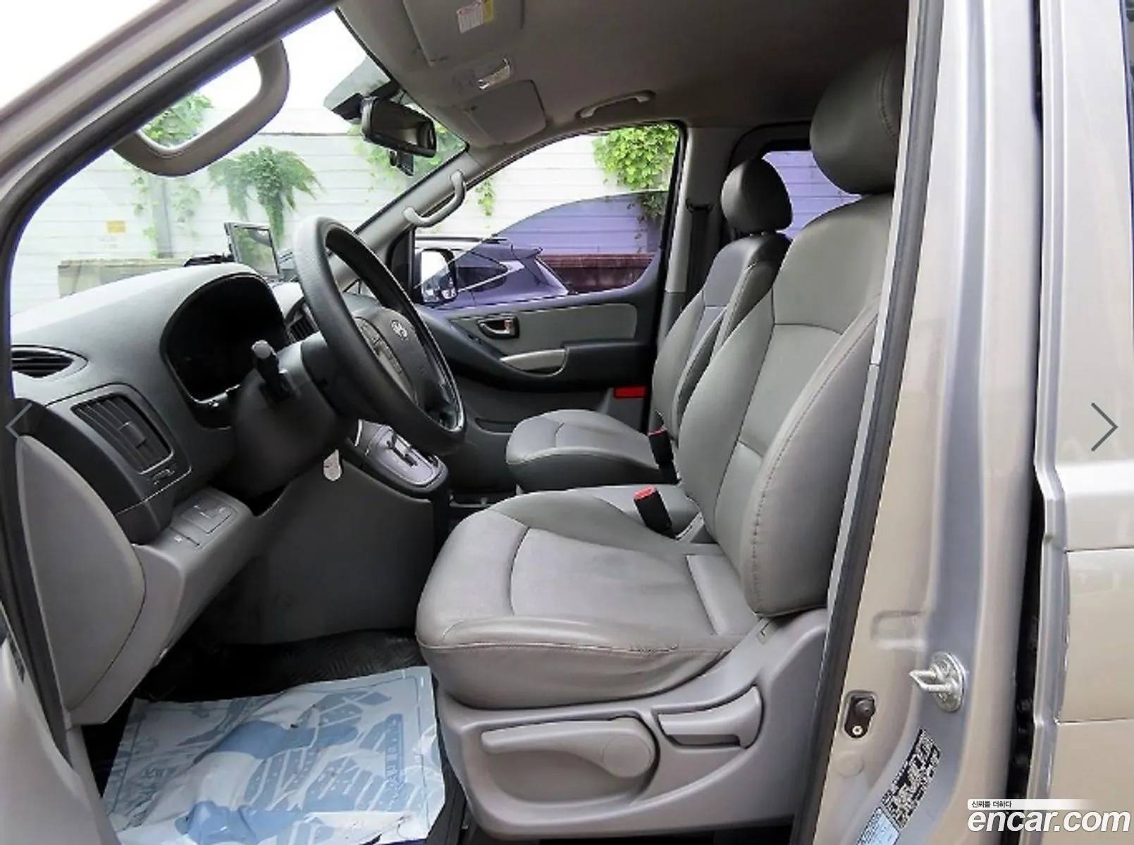 Hyundai Grand Starex 2012 — 2