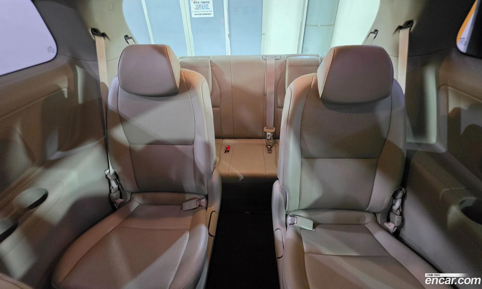 Kia Carnival 2014 — 14