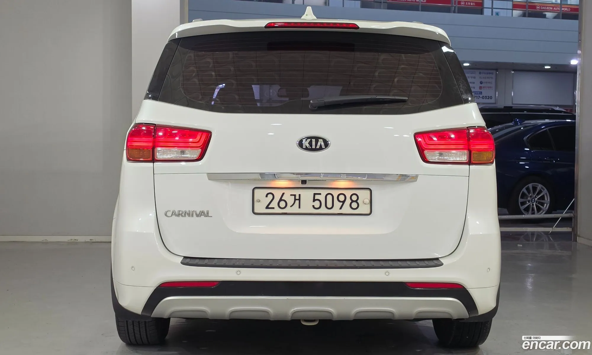 Kia Carnival 2014 — 10