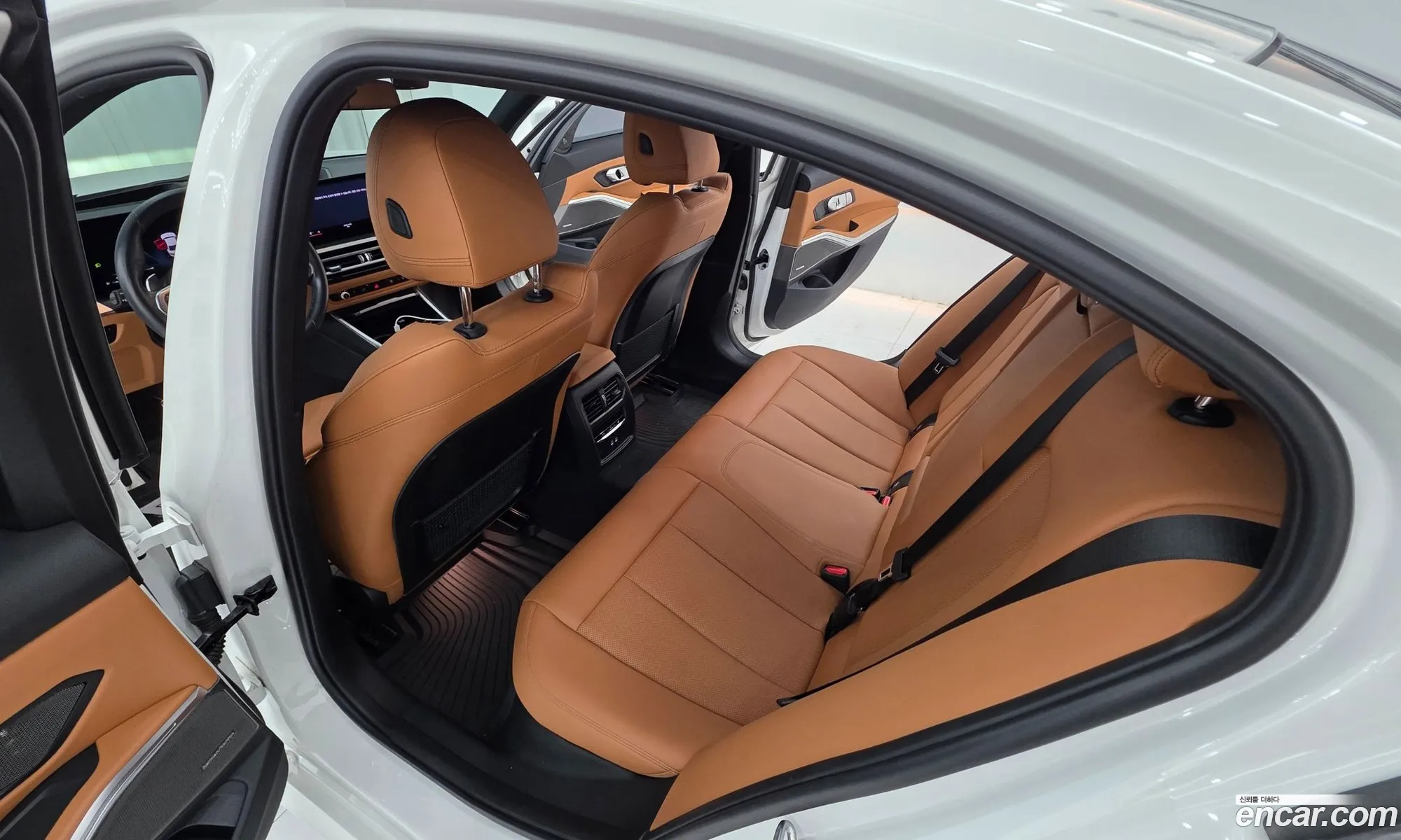 BMW 3 Series 2023 — 2