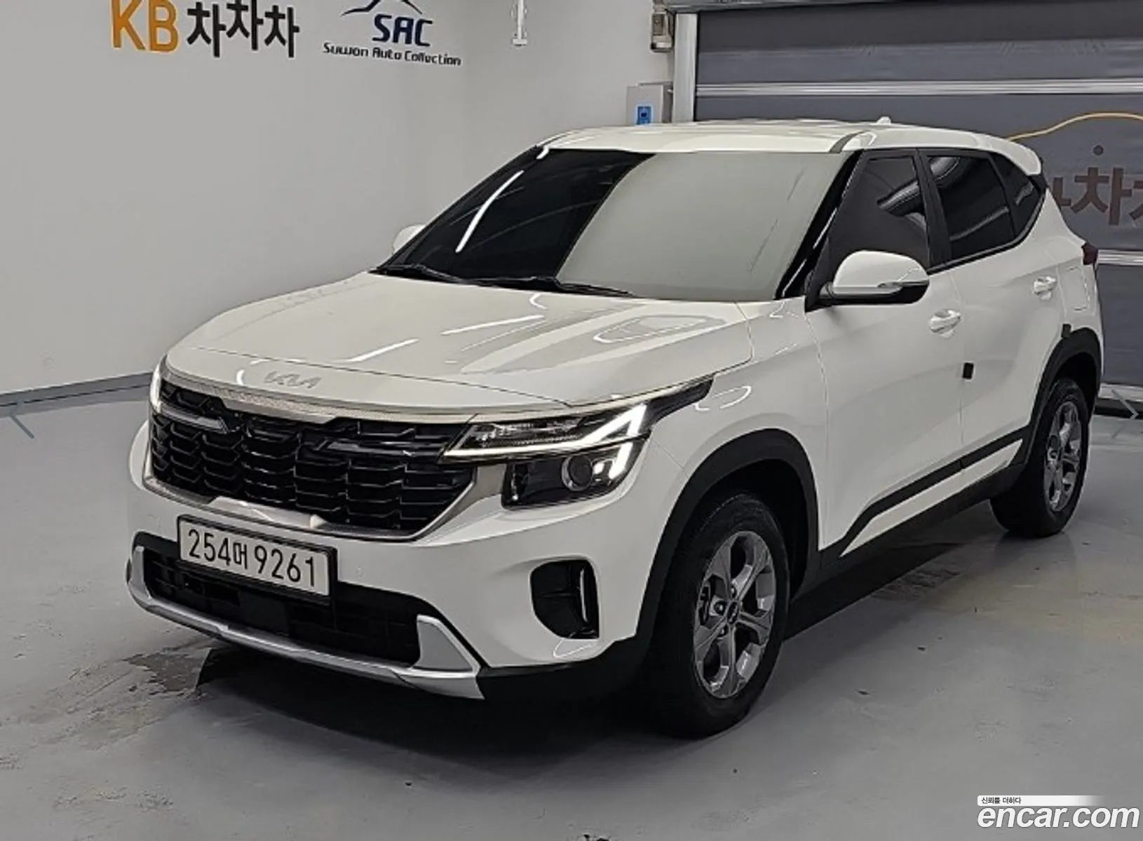 Kia Seltos 2023 — 18