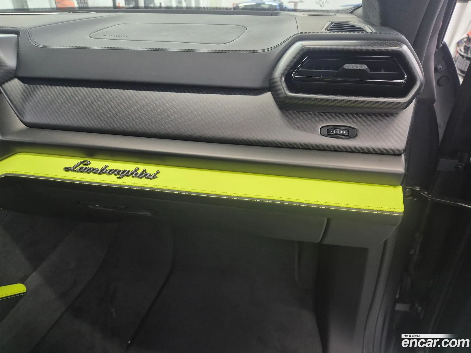 Lamborghini Urus 2025 — 4