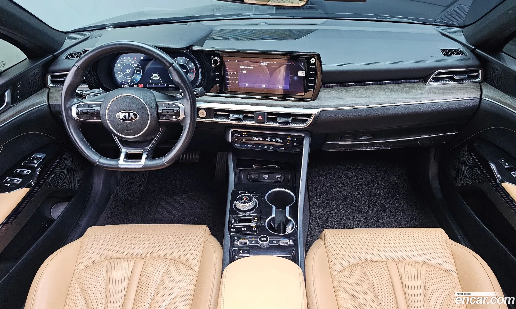 Kia K5 2021 — 2