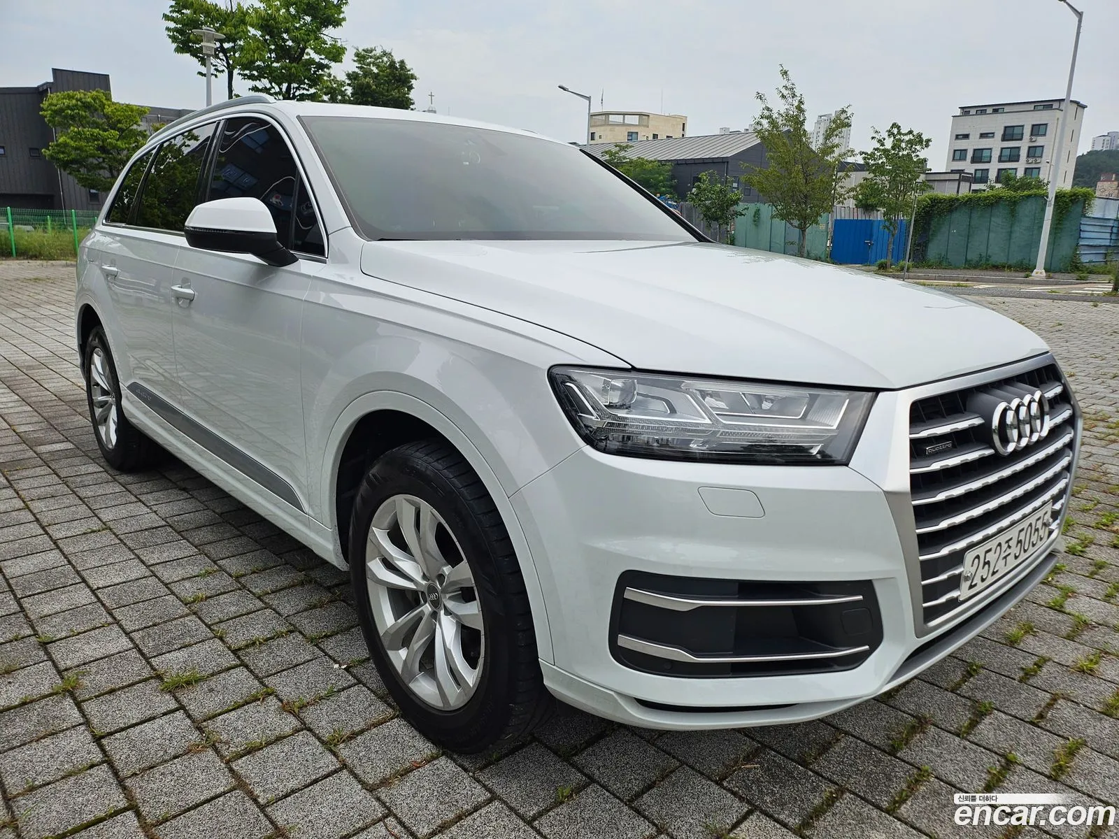 Audi Q7 2019 — 19