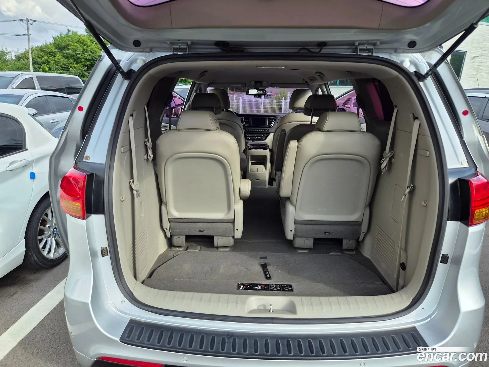 Kia Carnival 2016 — 15